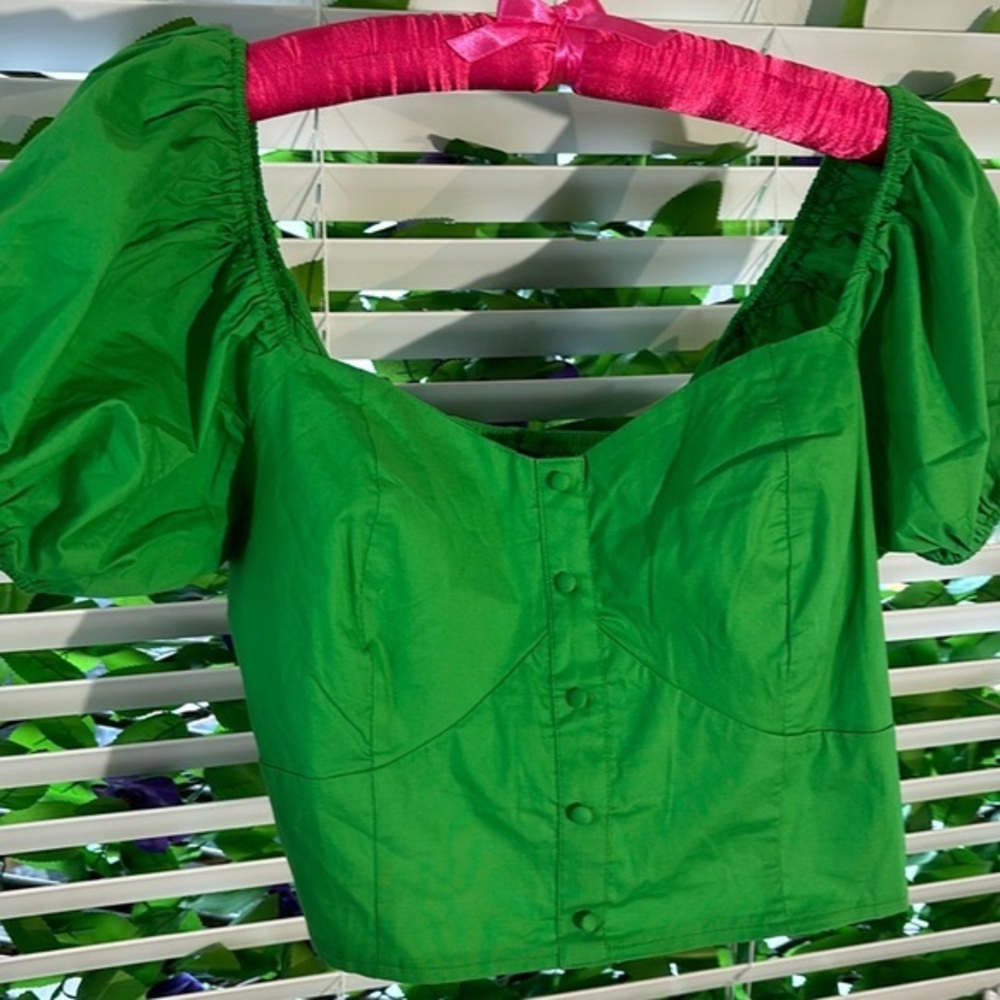 A’jumma emeral green crop top with structured bust